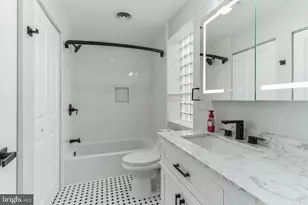 1711 South St, Philadelphia, PA 19146 - Photo 12