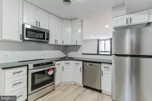 1711 South St, Philadelphia, PA 19146 - Photo 8