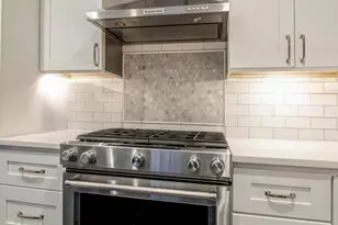 908 S Front St, Philadelphia, PA 19147 - Photo 2