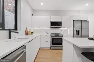 1230 Leopard St, Philadelphia, PA 19125 - Photo 16