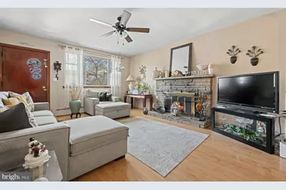 370 Paoli Ave, Philadelphia, PA 19128 - Photo 4