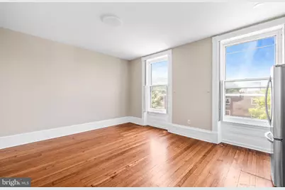 2311 Green Street #2F, Philadelphia, PA 19130 - Photo 4