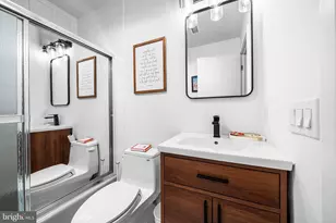 114 Bainbridge St, Philadelphia, PA 19147 - Photo 44