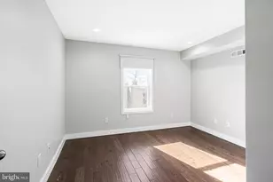 2122 Sears St, Philadelphia, PA 19146 - Photo 16