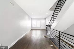 2122 Sears St, Philadelphia, PA 19146 - Photo 4