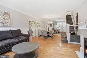 320 McKean St, Philadelphia, PA 19148 - Photo 2