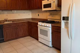 223 Parkdale Rd, Philadelphia, PA 19154 - Photo 4