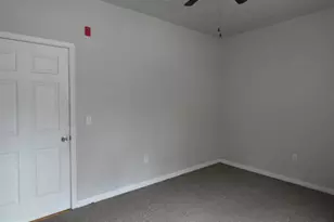 423 N 40th St, Philadelphia, PA 19104 - Photo 18