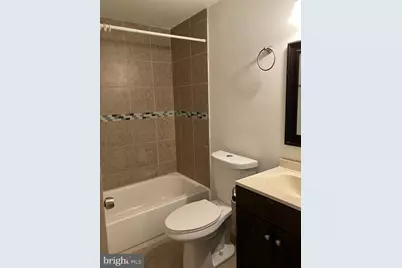 423 N 40th Street, Philadelphia, PA 19104 - Photo 14