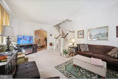 95 W Washington Lane, Philadelphia, PA 19144 - Photo 2