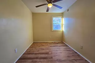 9428 Fairgreen Ln, Philadelphia, PA 19114 - Photo 12