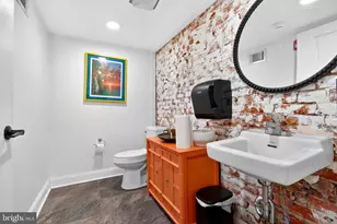 2804 W Girard Ave, Philadelphia, PA 19130 - Photo 14