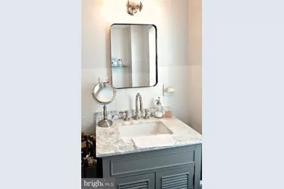 2306 Spruce Street #300, Philadelphia, PA 19103 - Photo 12