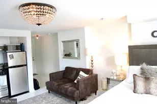 2306 Spruce St, Philadelphia, PA 19103 - Photo 10