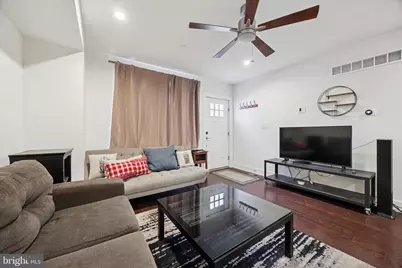 1138 Mount Vernon Street, Philadelphia, PA 19123 - Photo 4