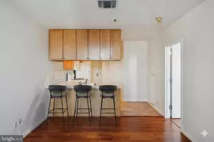 1100 Vine St, Philadelphia, PA 19107 - Photo 4