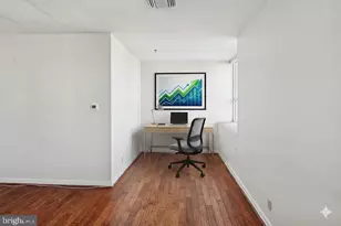 1100 Vine St, Philadelphia, PA 19107 - Photo 16