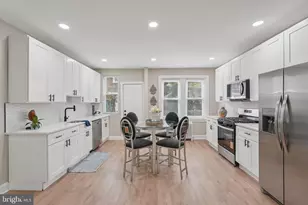 1915 W Airdrie St, Philadelphia, PA 19140 - Photo 6