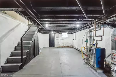 1915 W Airdrie Street, Philadelphia, PA 19140 - Photo 24