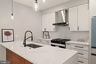 618 N American St, Philadelphia, PA 19123 - Photo 8