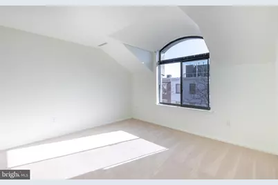 327 Monroe Street #B, Philadelphia, PA 19147 - Photo 14