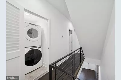 1327 S Hollywood Street, Philadelphia, PA 19146 - Photo 18