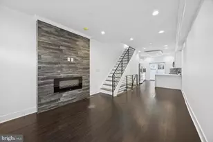 1327 S Hollywood St, Philadelphia, PA 19146 - Photo 10