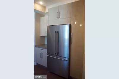 938 New Market Street #402, Philadelphia, PA 19123 - Photo 6