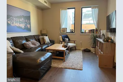 938 New Market Street #402, Philadelphia, PA 19123 - Photo 4