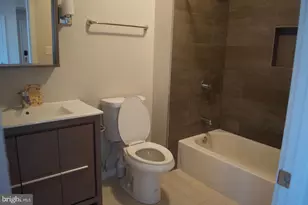 938 New Market St, Philadelphia, PA 19123 - Photo 10