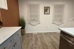 3710 Vale Ln, Philadelphia, PA 19114 - Photo 4