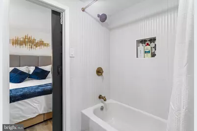 569 N 20th Street #2F, Philadelphia, PA 19130 - Photo 20