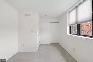 928 Wallace St, Philadelphia, PA 19123 - Photo 8