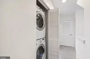 928 Wallace St, Philadelphia, PA 19123 - Photo 6