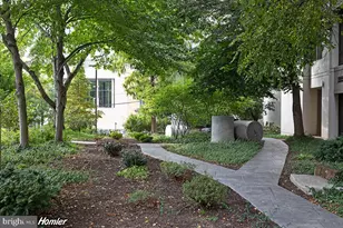 2001 Hamilton, Philadelphia, PA 19130 - Photo 22