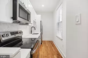 306 S 10th St, Philadelphia, PA 19107 - Photo 8