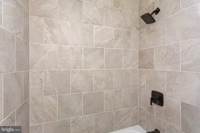 306 S 10th Street #B, Philadelphia, PA 19107 - Photo 4