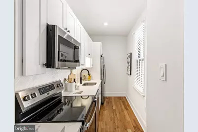 306 S 10th Street #B, Philadelphia, PA 19107 - Photo 6