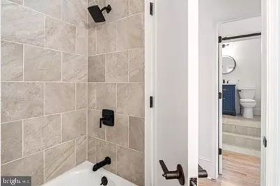 306 S 10th Street #B, Philadelphia, PA 19107 - Photo 4