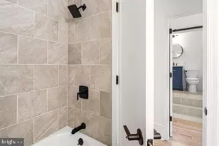 306 S 10th St, Philadelphia, PA 19107 - Photo 4