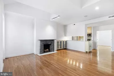 306 S 10th Street #D, Philadelphia, PA 19107 - Photo 6