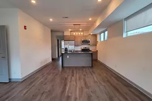 411 W Berks St, Philadelphia, PA 19122 - Photo 10