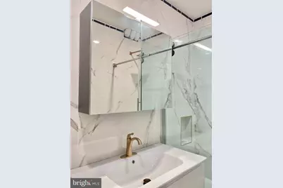 2216 Walnut Street #401, Philadelphia, PA 19103 - Photo 8