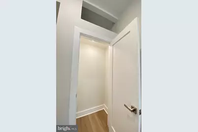 2216 Walnut Street #401, Philadelphia, PA 19103 - Photo 12