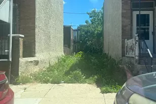 141 N Lindenwood St, Philadelphia, PA 19139 - Photo 1