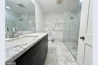 112 Market Street #4, Philadelphia, PA 19106 - Photo 8