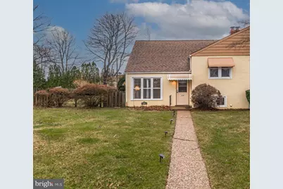 836 Clyde Lane, Philadelphia, PA 19128 - Photo 1