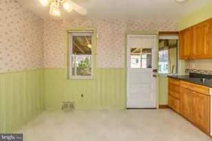 836 Clyde Ln, Philadelphia, PA 19128 - Photo 10