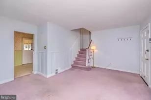 836 Clyde Ln, Philadelphia, PA 19128 - Photo 12