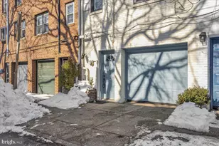 2505 Pine St, Philadelphia, PA 19103 - Photo 30